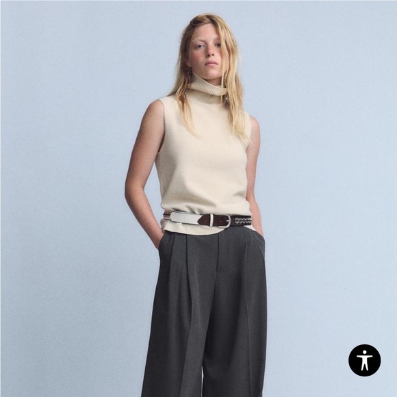 Women’s Zara Brand sleeveless cream colored turtleneck - Picture 3 of 5